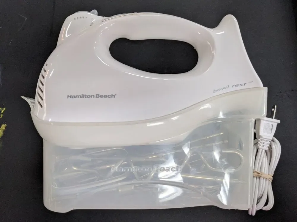Hamilton Beach 5 Speed Mixer Kit with Bowl Rest Burst Mode 7 attachments